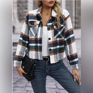NWT  Plaid Women's Jacket in Green, Brown, and White
